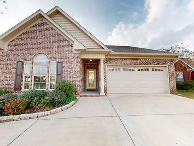 Property at 205 Princeton Dr, Dothan, AL