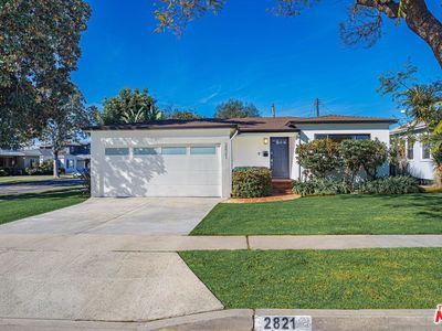 2821 Colby Ave