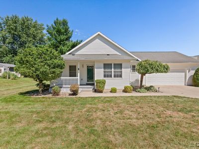 784 W Maple Ave