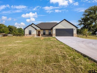 10467 County Road 3116