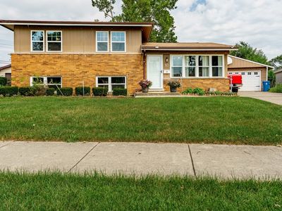 Property at 93 E Craig Dr, Chicago Heights, IL