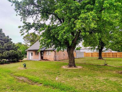 1000 N Doris Ave