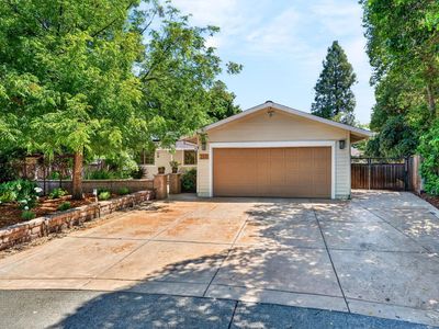 2841 Cascade Pl