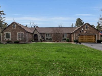 20 Rolling Meadow Ln