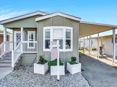 32 Lemon Tree Circle