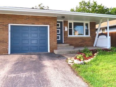555 Elsie Ave