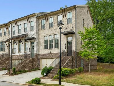 687 Avondale Creek Dr