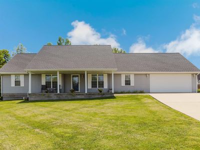 2705 Winter Ln