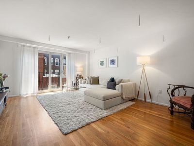 350 North St #403