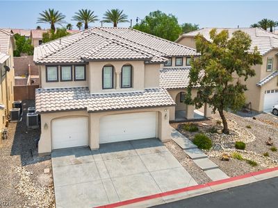 738 Kew Gardens Dr