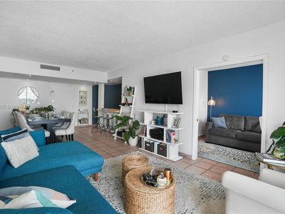 2829 Indian Creek Dr APT 806