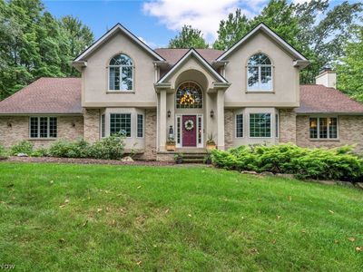 9198 Regency Woods Dr
