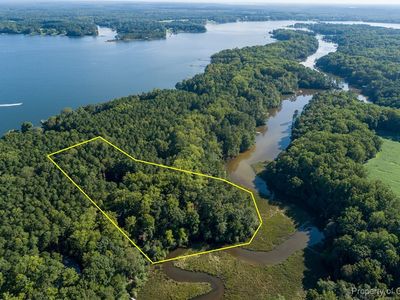 Property at 39 Wilton Creek Rd, Hartfield, VA