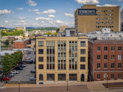 220 W Jackson Ave APT 102