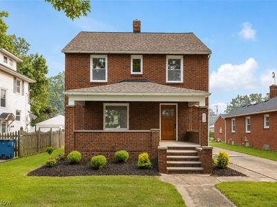 1904 E 34th St