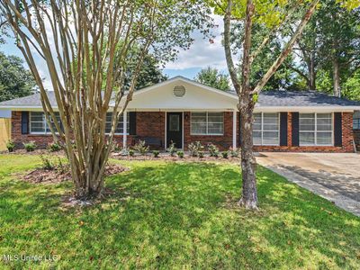 2074 Trailwood Dr