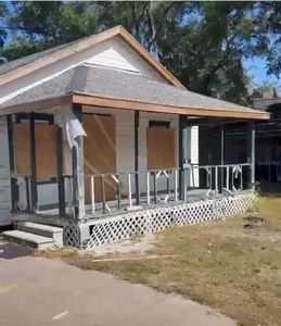 2516 E MAGNOLIA STREET