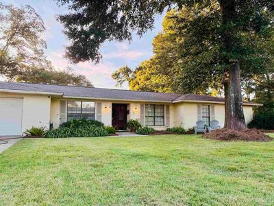 4485 McClellan Rd