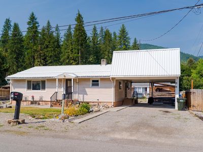 130 Forest Ave