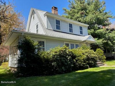 39 Castle St