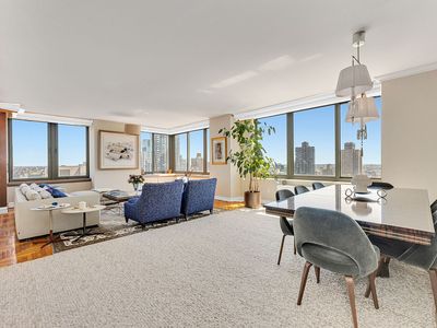 300 E 85th St APT 2705