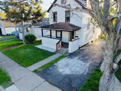 13 Jay St