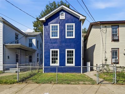 319 N 11th St
