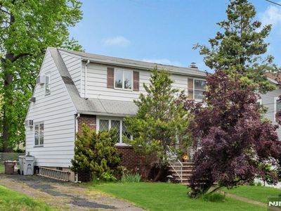 123 Summit Ave