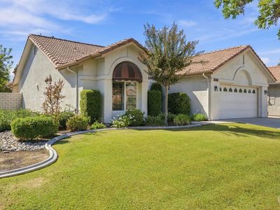2401 Snowdrop Dr