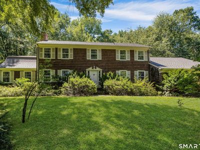 85 Carriage Road