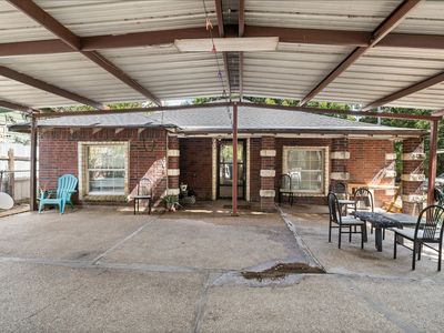 Property at 2400 Park Ave, Waco, TX