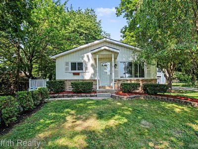 Property at 5096 Walker Dr, Brighton, MI