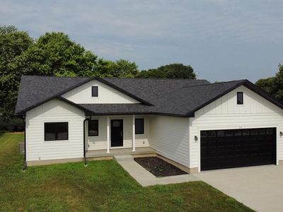 114 6th St SE