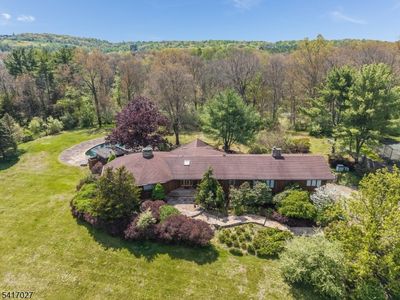 166 River Rd