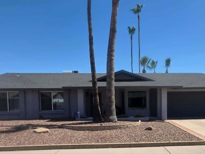 221 E HELENA Drive
