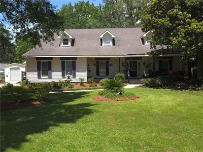 914 Beau Chene Dr