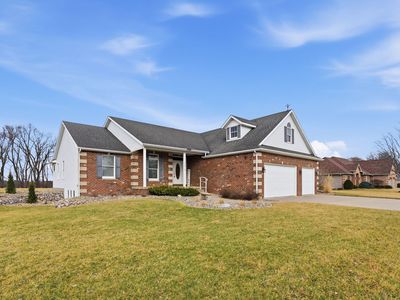 Property at 27018 Glynns Creek Ct, Eldridge, IA
