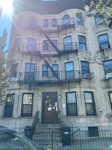 478 Bainbridge Street #1A