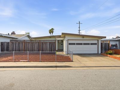 1364 Claudia Ave