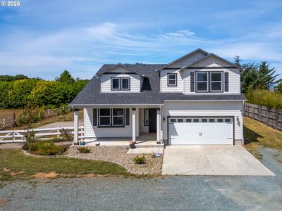 717 Seabird Dr SW