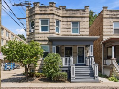 Property at 212 N Marion St, Oak Park, IL