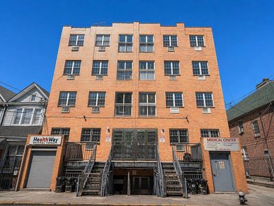 104-33 39th Ave #2B