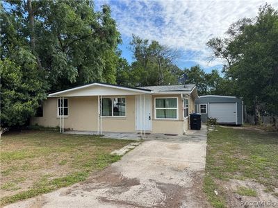 Property at 25 W Lemon St, Beverly Hills, FL
