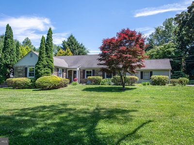 1201 Waverly Rd