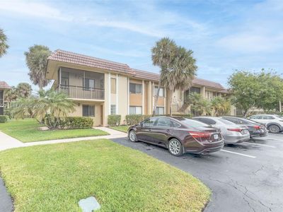 325 Lakeview Dr APT 102