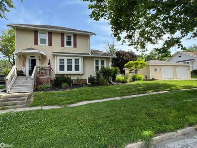 Property at 927 W Montgomery St, Creston, IA