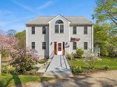 10 Manomet Beach Blvd