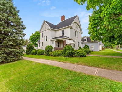 Property at 402 SE 2nd Ave, Aledo, IL