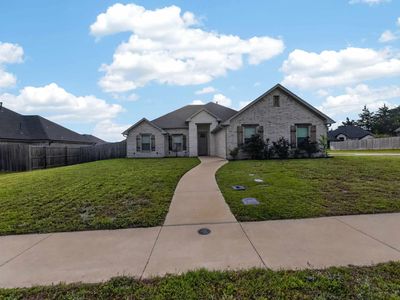 19175 Seneca Dr
