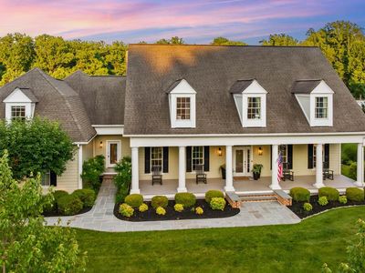 9 Three Sisters Ct